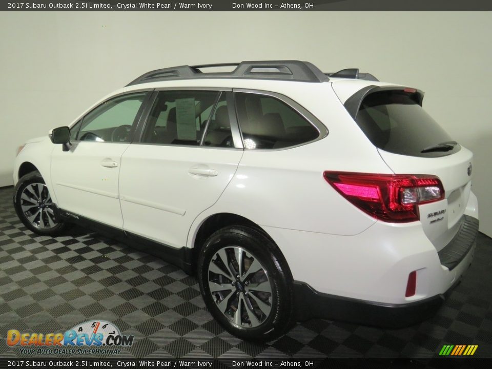 2017 Subaru Outback 2.5i Limited Crystal White Pearl / Warm Ivory Photo #9
