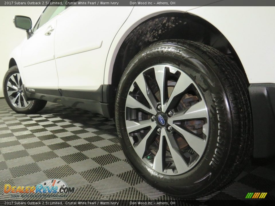 2017 Subaru Outback 2.5i Limited Crystal White Pearl / Warm Ivory Photo #10