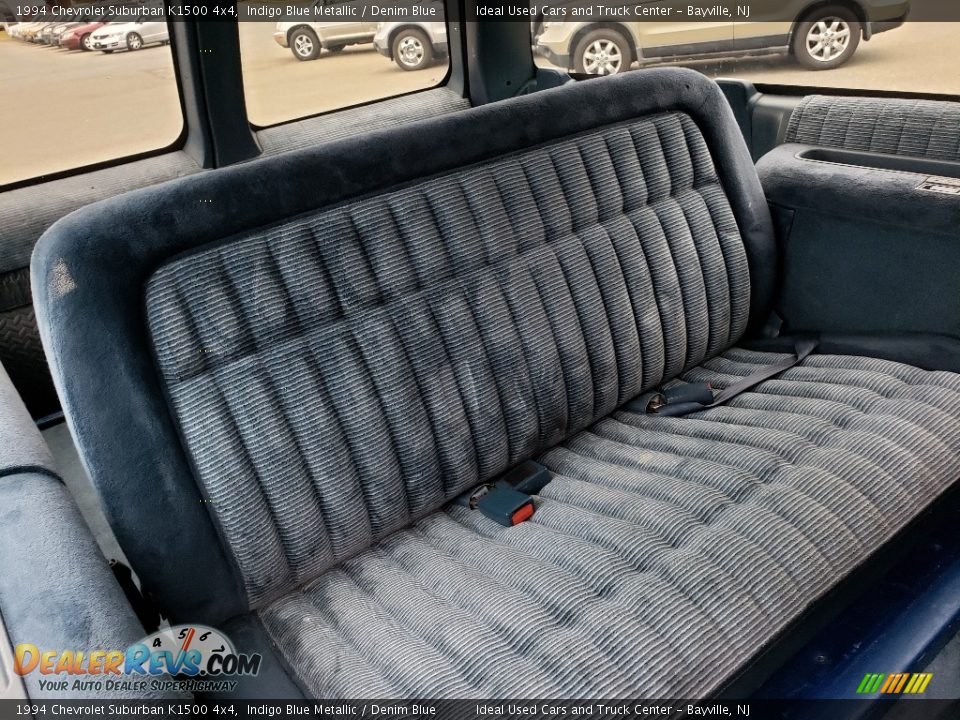 Rear Seat of 1994 Chevrolet Suburban K1500 4x4 Photo #21