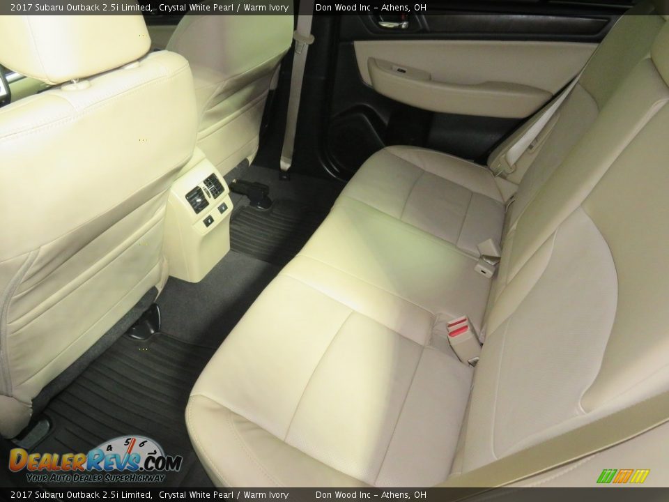 2017 Subaru Outback 2.5i Limited Crystal White Pearl / Warm Ivory Photo #23