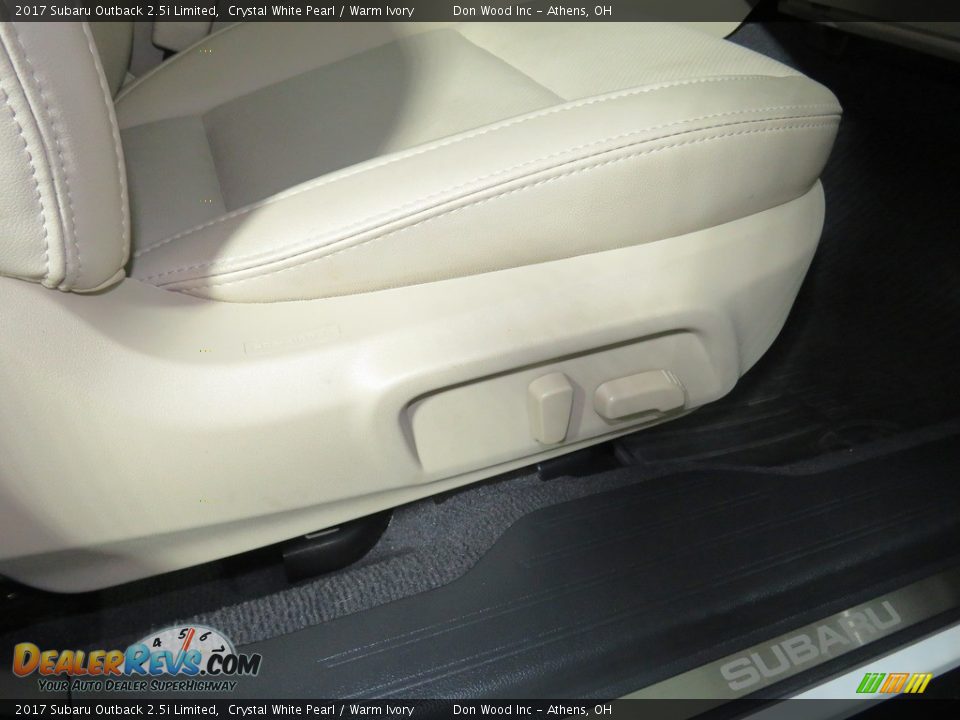 2017 Subaru Outback 2.5i Limited Crystal White Pearl / Warm Ivory Photo #27