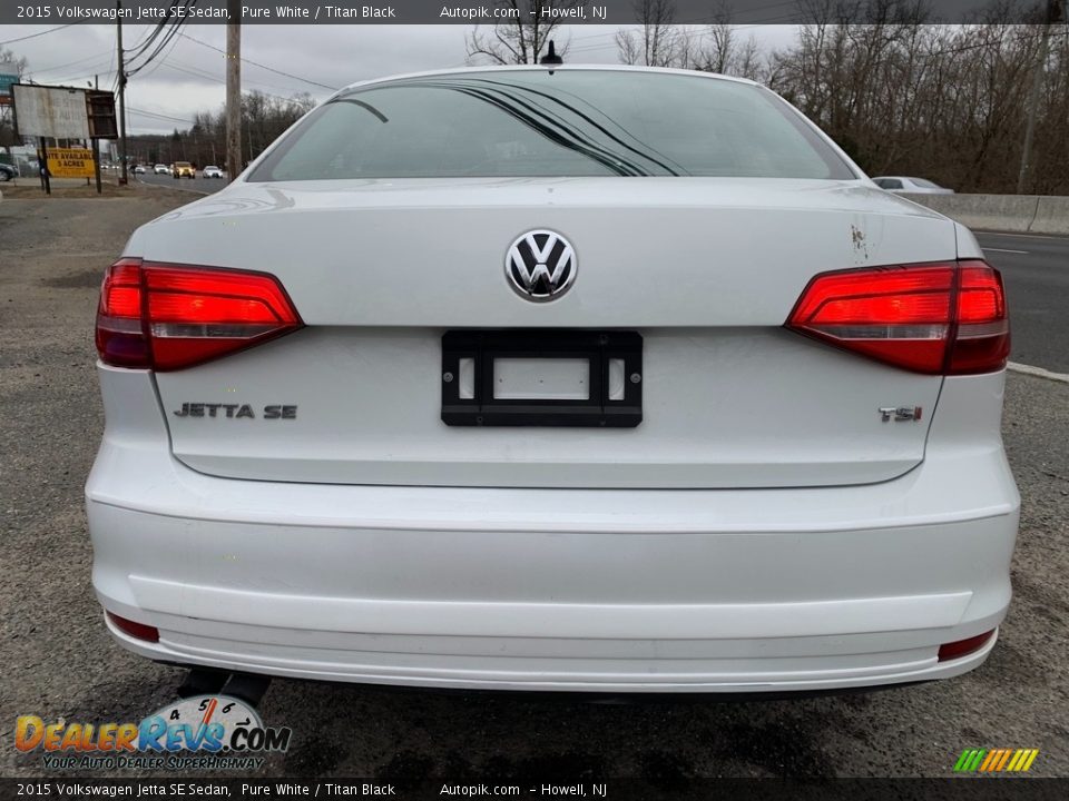 2015 Volkswagen Jetta SE Sedan Pure White / Titan Black Photo #4