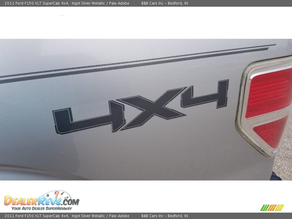 2011 Ford F150 XLT SuperCab 4x4 Ingot Silver Metallic / Pale Adobe Photo #13