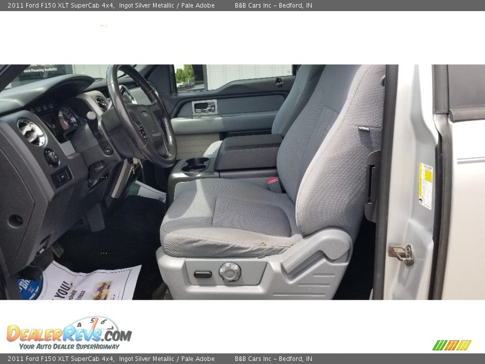 2011 Ford F150 XLT SuperCab 4x4 Ingot Silver Metallic / Pale Adobe Photo #15