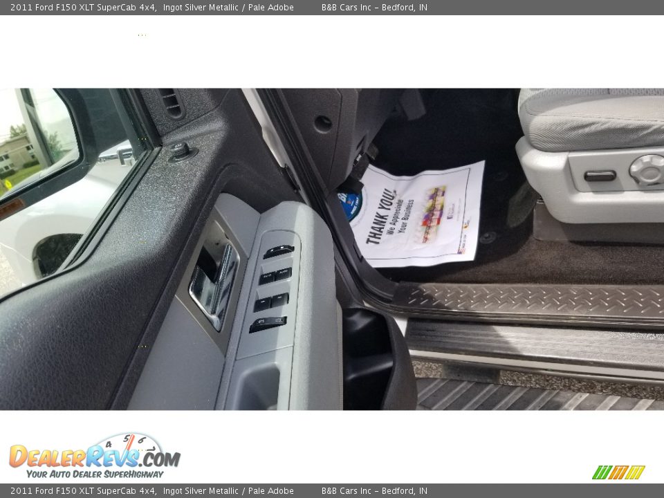 2011 Ford F150 XLT SuperCab 4x4 Ingot Silver Metallic / Pale Adobe Photo #16