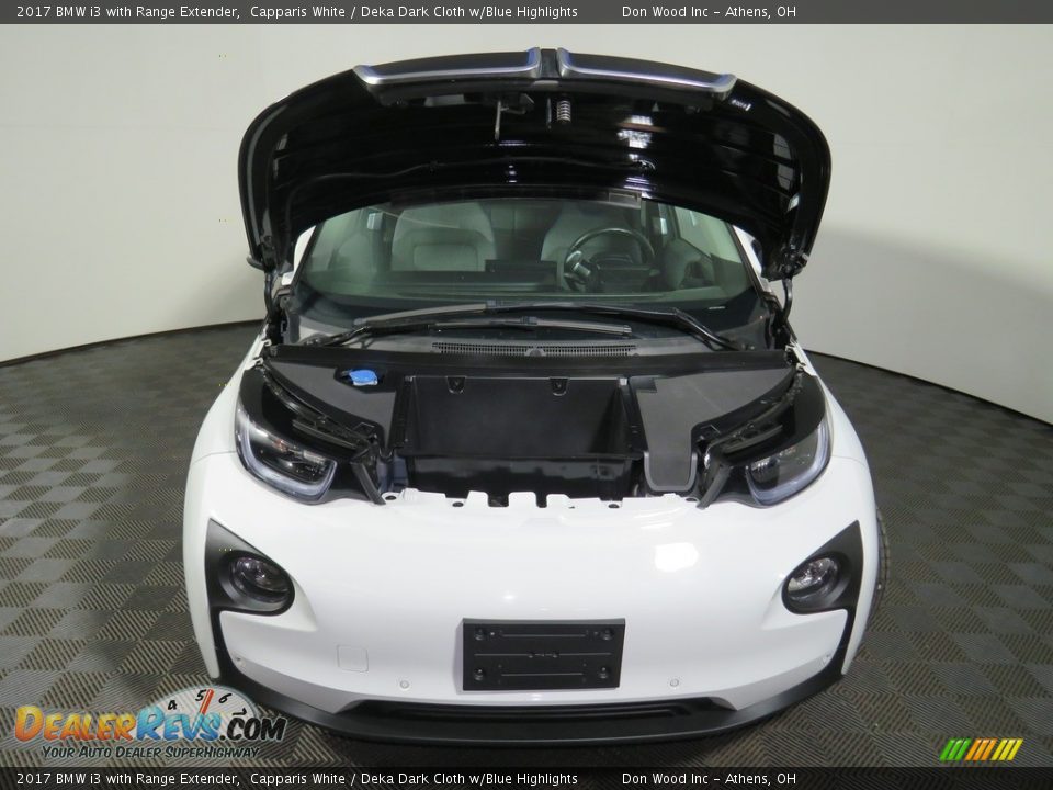 2017 BMW i3 with Range Extender Capparis White / Deka Dark Cloth w/Blue Highlights Photo #4