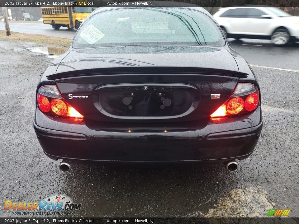 2003 Jaguar S-Type 4.2 Ebony Black / Charcoal Photo #6