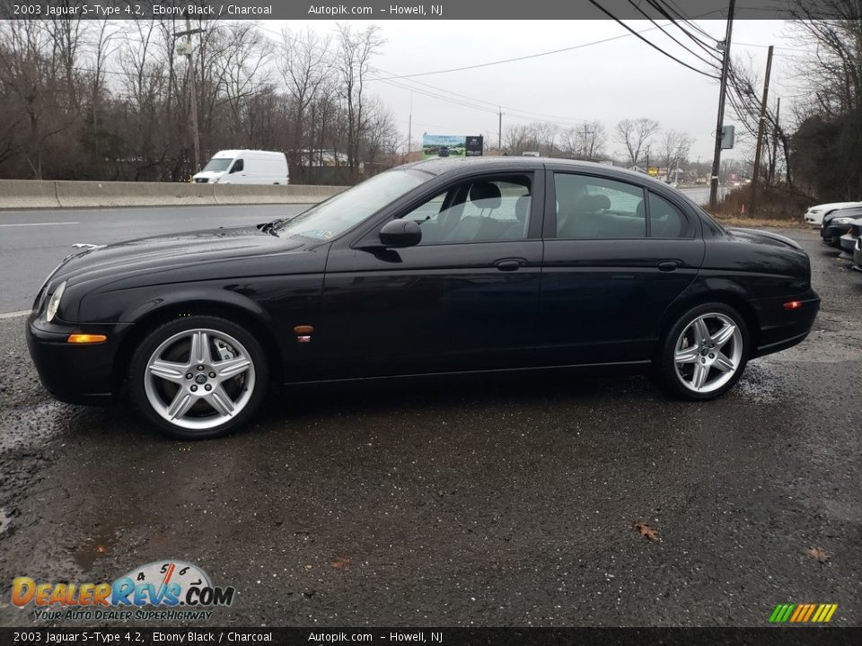 2003 Jaguar S-Type 4.2 Ebony Black / Charcoal Photo #10