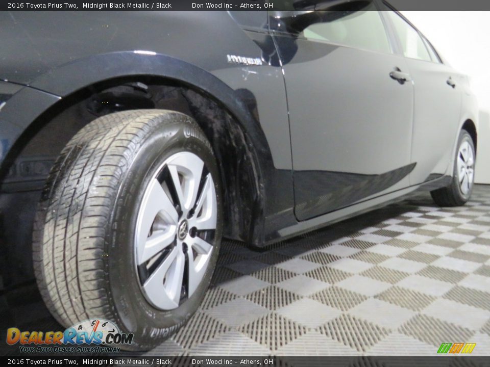 2016 Toyota Prius Two Midnight Black Metallic / Black Photo #8