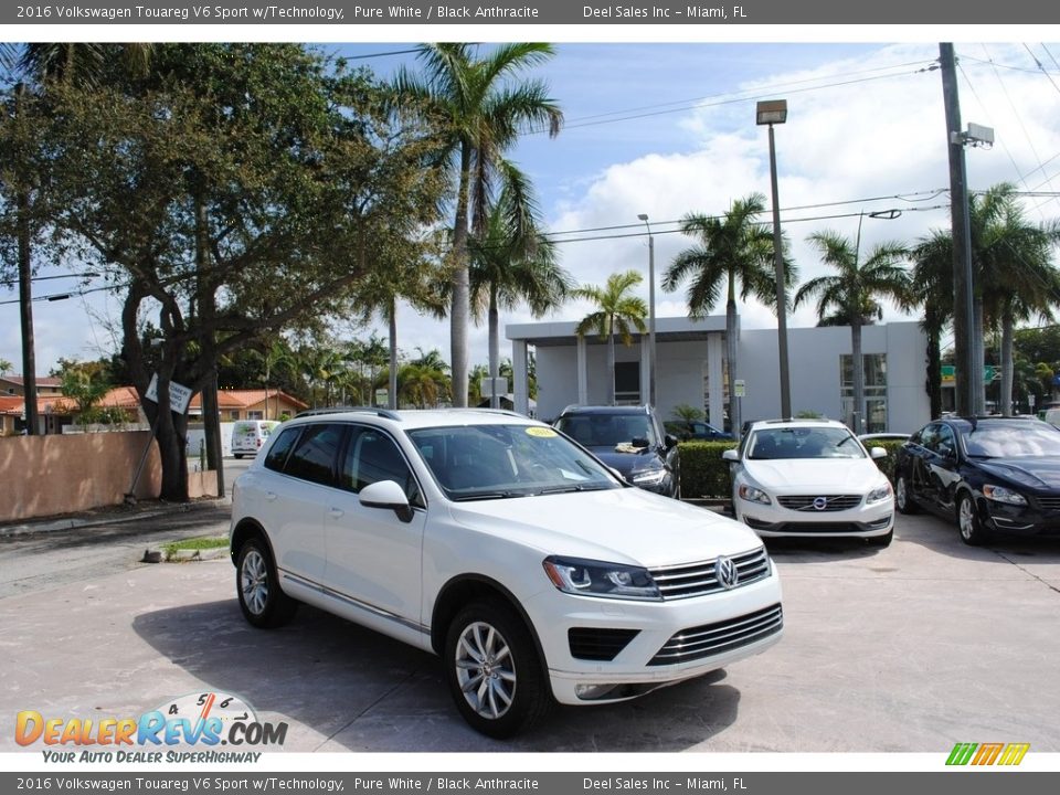 2016 Volkswagen Touareg V6 Sport w/Technology Pure White / Black Anthracite Photo #1