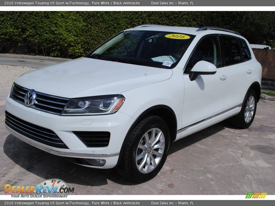 2016 Volkswagen Touareg V6 Sport w/Technology Pure White / Black Anthracite Photo #4