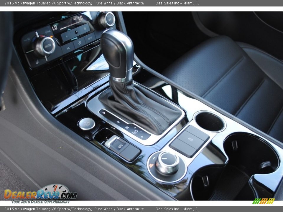 2016 Volkswagen Touareg V6 Sport w/Technology Pure White / Black Anthracite Photo #14