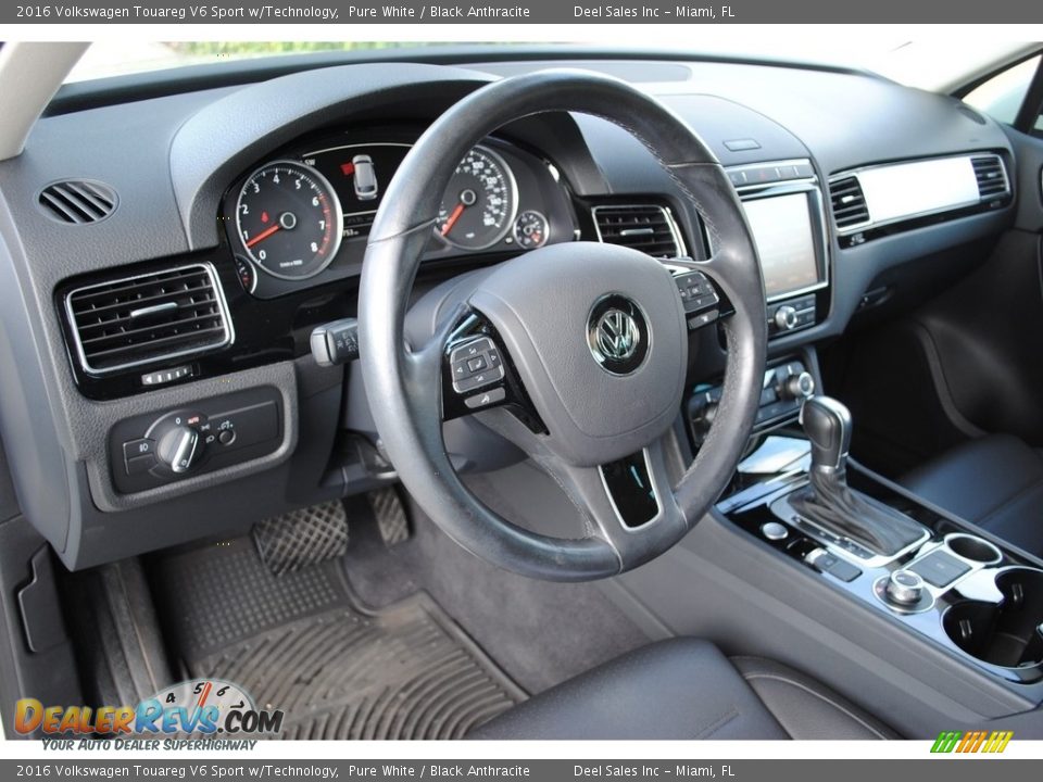2016 Volkswagen Touareg V6 Sport w/Technology Pure White / Black Anthracite Photo #15