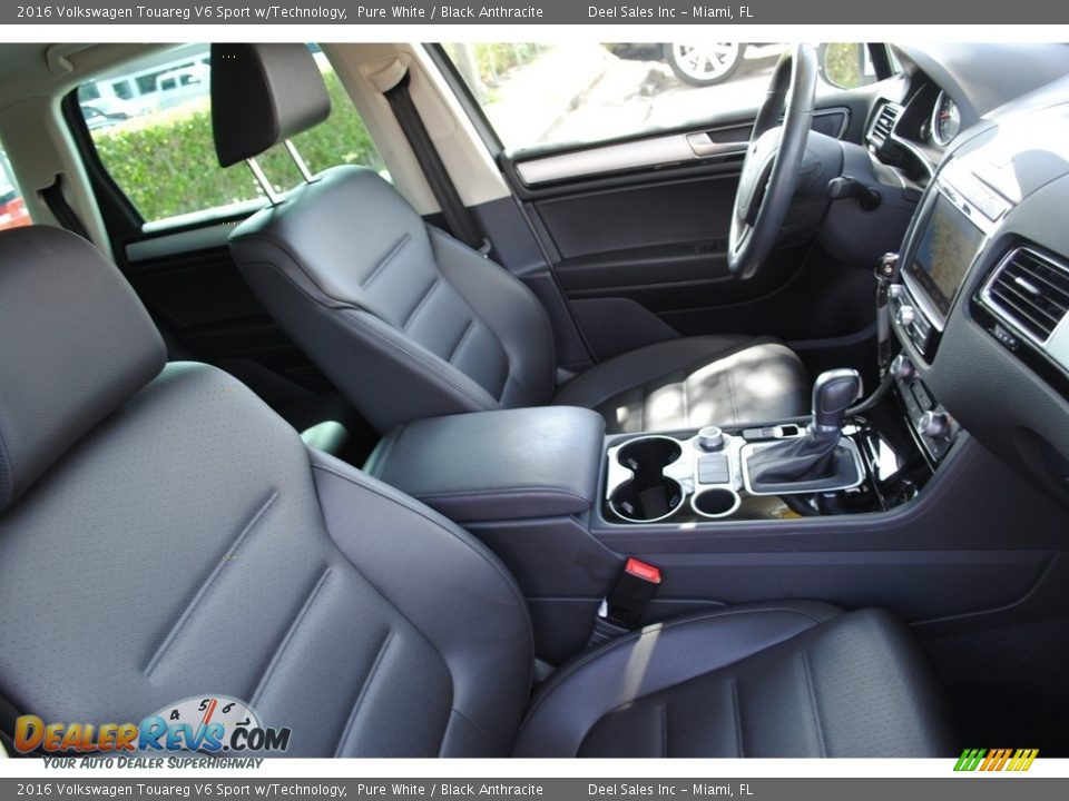 2016 Volkswagen Touareg V6 Sport w/Technology Pure White / Black Anthracite Photo #19