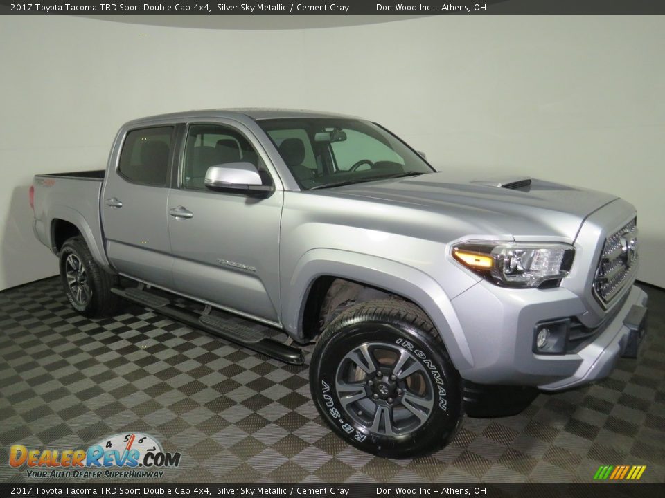 2017 Toyota Tacoma TRD Sport Double Cab 4x4 Silver Sky Metallic / Cement Gray Photo #2