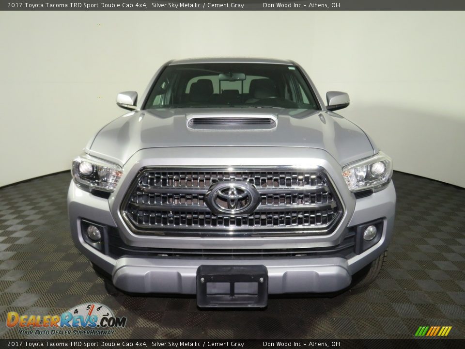 2017 Toyota Tacoma TRD Sport Double Cab 4x4 Silver Sky Metallic / Cement Gray Photo #4