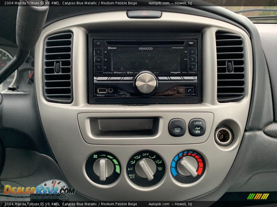 Controls of 2004 Mazda Tribute ES V6 4WD Photo #15