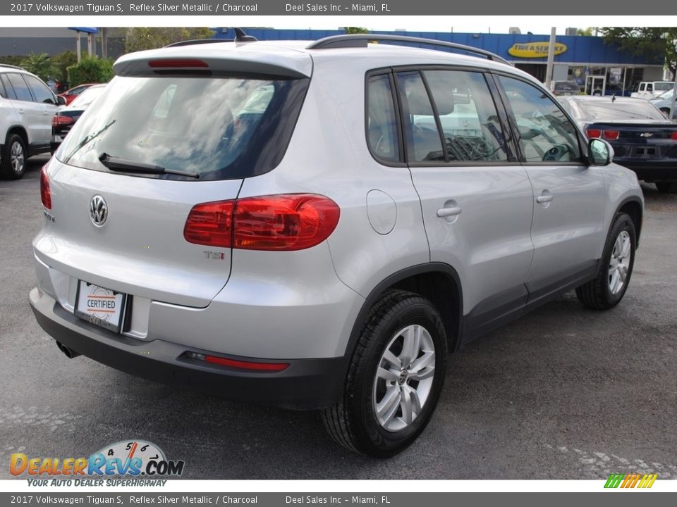 2017 Volkswagen Tiguan S Reflex Silver Metallic / Charcoal Photo #9