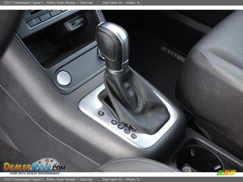 2017 Volkswagen Tiguan S Reflex Silver Metallic / Charcoal Photo #14