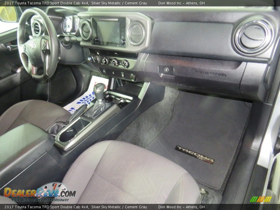 2017 Toyota Tacoma TRD Sport Double Cab 4x4 Silver Sky Metallic / Cement Gray Photo #25