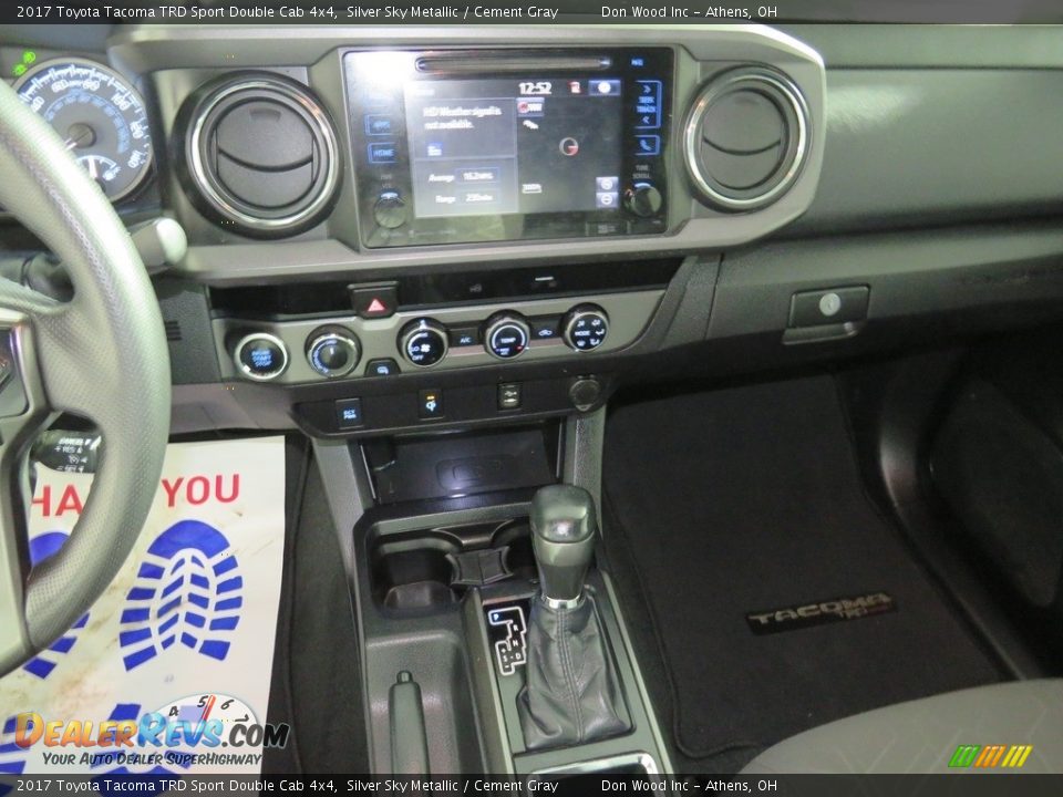 2017 Toyota Tacoma TRD Sport Double Cab 4x4 Silver Sky Metallic / Cement Gray Photo #30