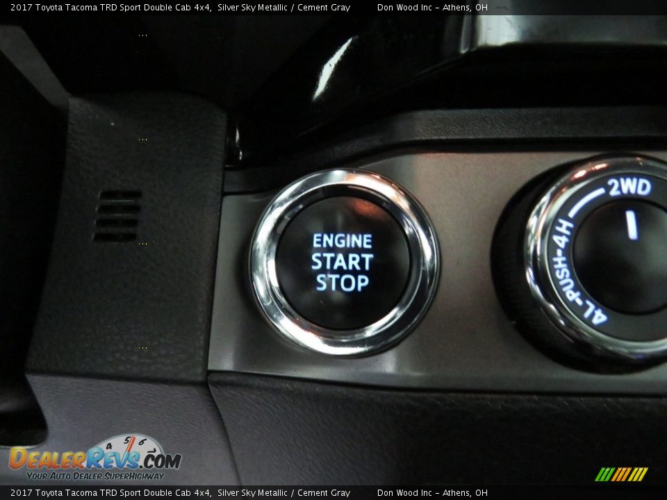 2017 Toyota Tacoma TRD Sport Double Cab 4x4 Silver Sky Metallic / Cement Gray Photo #31