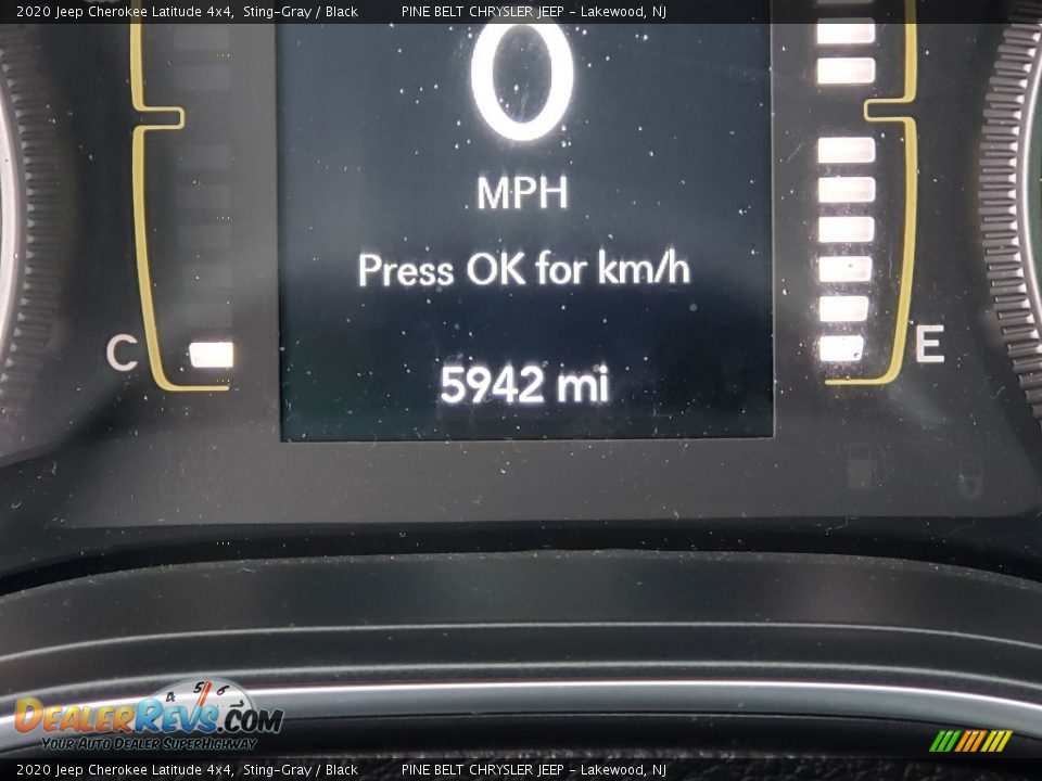 2020 Jeep Cherokee Latitude 4x4 Sting-Gray / Black Photo #3