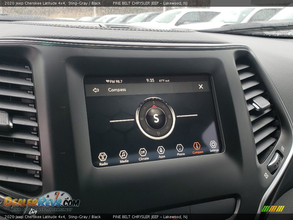 2020 Jeep Cherokee Latitude 4x4 Sting-Gray / Black Photo #6