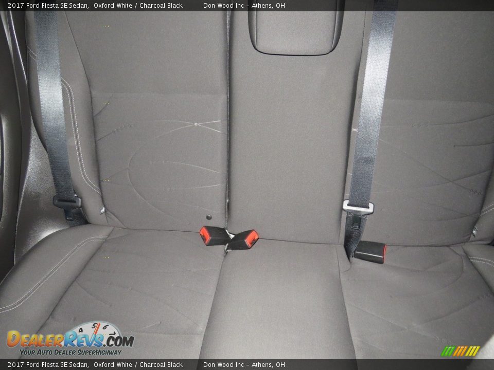 2017 Ford Fiesta SE Sedan Oxford White / Charcoal Black Photo #19