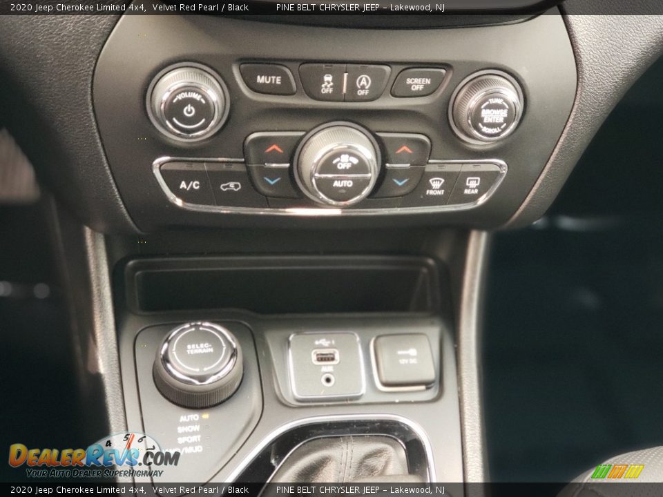 2020 Jeep Cherokee Limited 4x4 Velvet Red Pearl / Black Photo #10