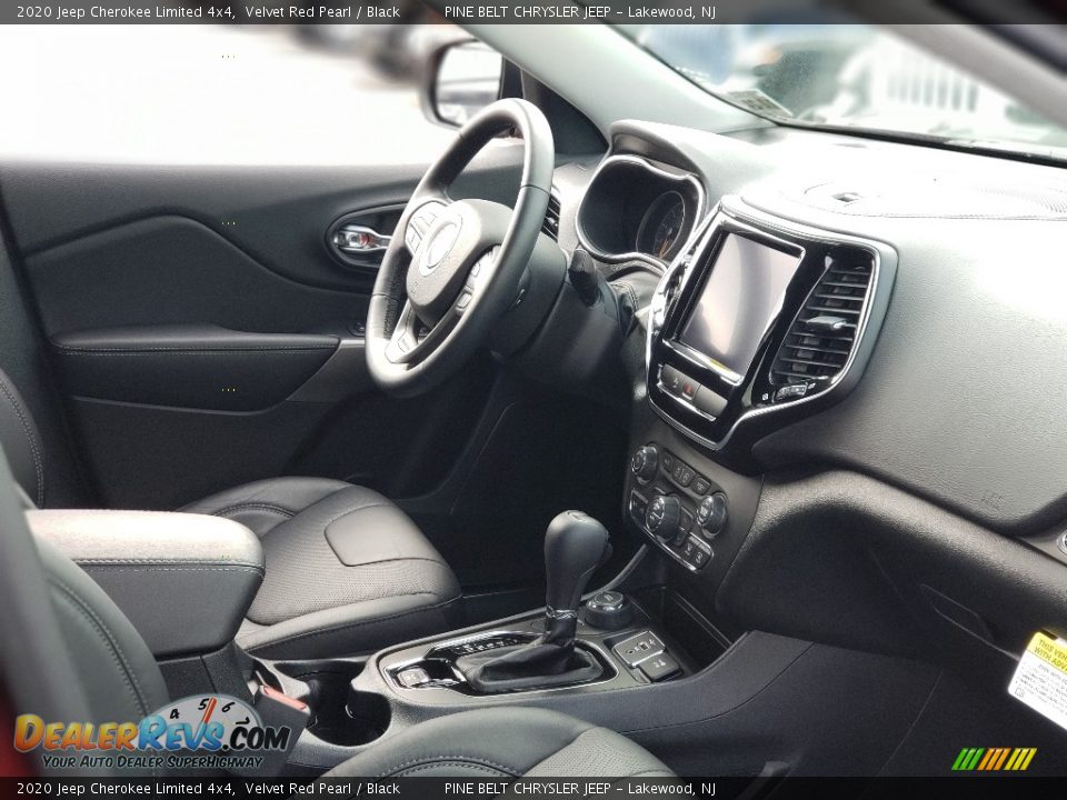2020 Jeep Cherokee Limited 4x4 Velvet Red Pearl / Black Photo #26