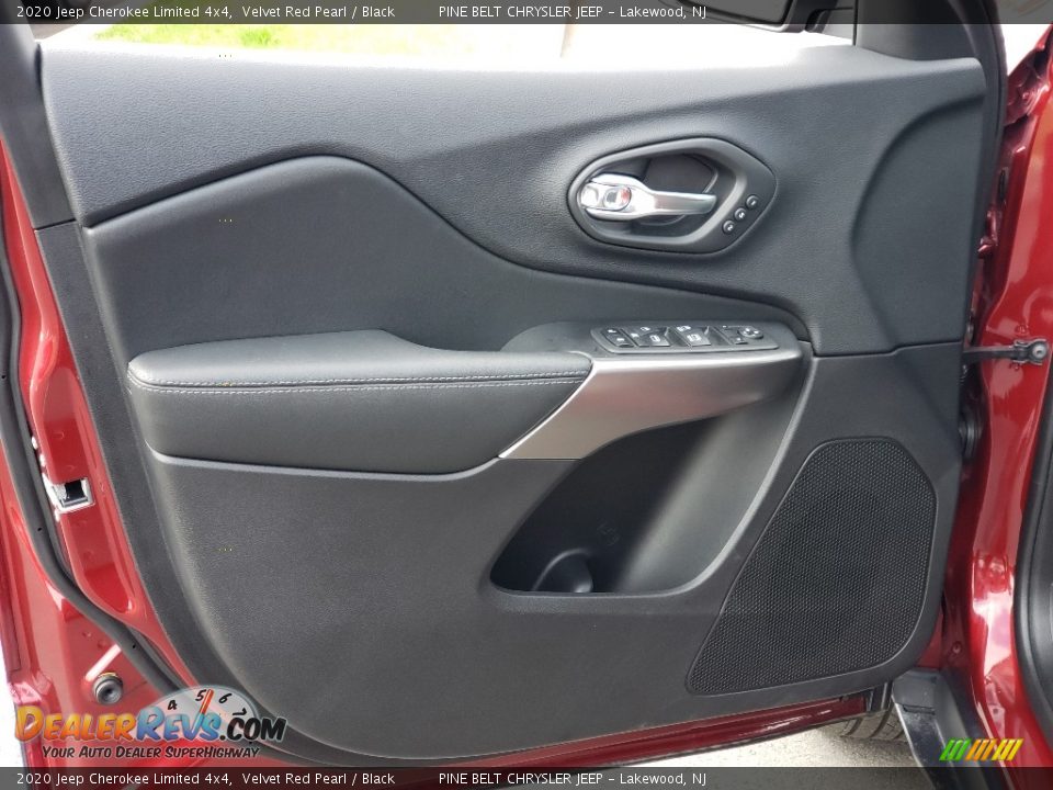 2020 Jeep Cherokee Limited 4x4 Velvet Red Pearl / Black Photo #32