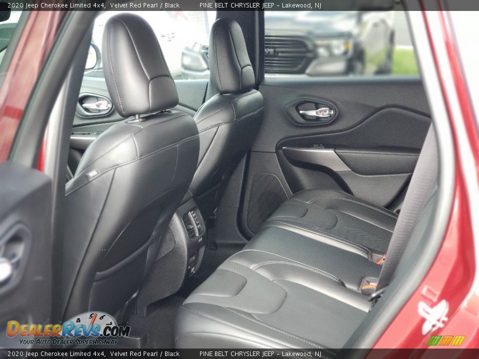 2020 Jeep Cherokee Limited 4x4 Velvet Red Pearl / Black Photo #33