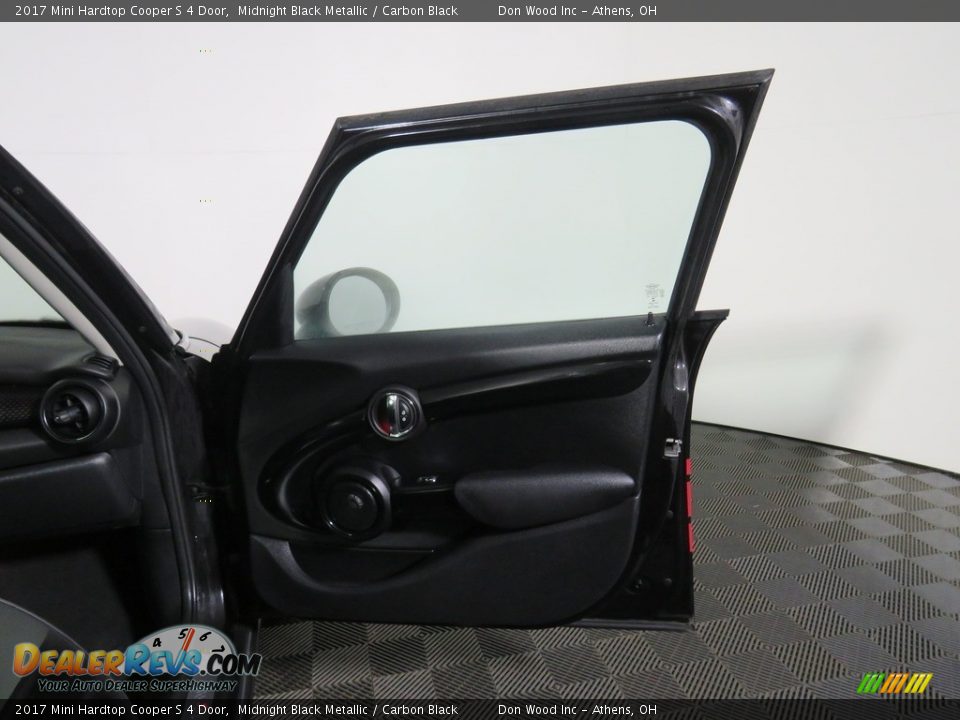 2017 Mini Hardtop Cooper S 4 Door Midnight Black Metallic / Carbon Black Photo #25
