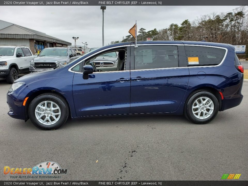 2020 Chrysler Voyager LX Jazz Blue Pearl / Alloy/Black Photo #17