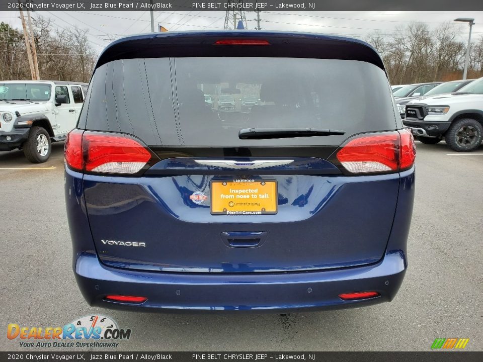 2020 Chrysler Voyager LX Jazz Blue Pearl / Alloy/Black Photo #19