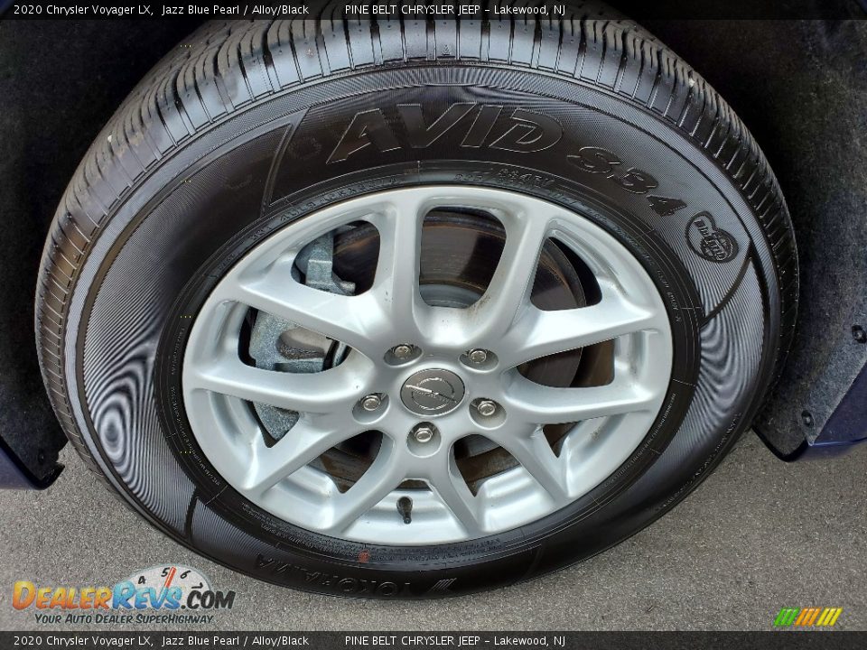 2020 Chrysler Voyager LX Wheel Photo #33