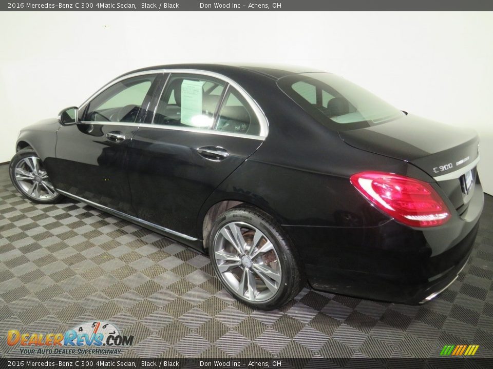 2016 Mercedes-Benz C 300 4Matic Sedan Black / Black Photo #9