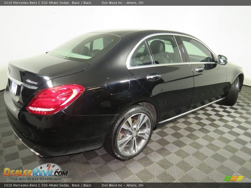 2016 Mercedes-Benz C 300 4Matic Sedan Black / Black Photo #15