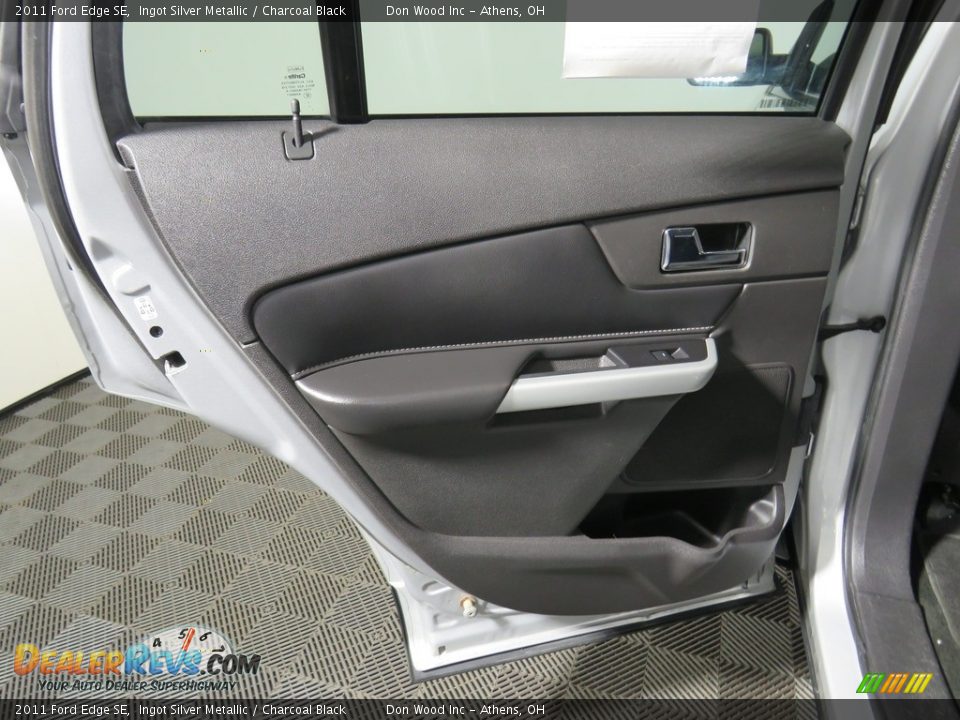 2011 Ford Edge SE Ingot Silver Metallic / Charcoal Black Photo #21
