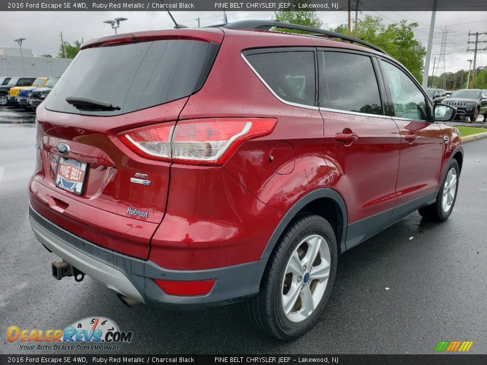2016 Ford Escape SE 4WD Ruby Red Metallic / Charcoal Black Photo #20