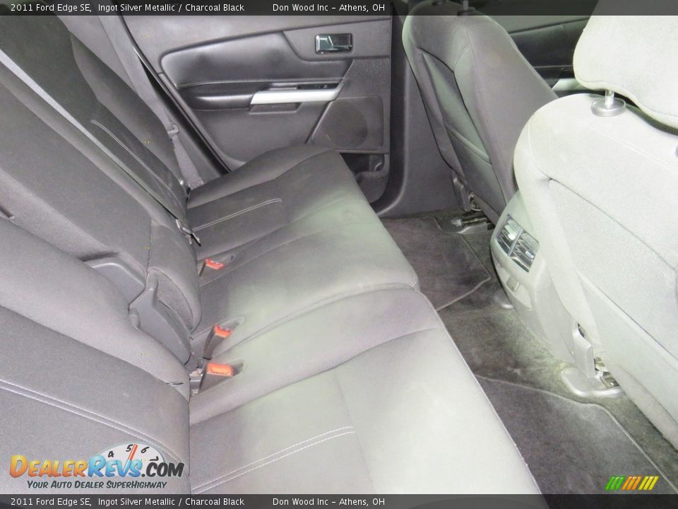 2011 Ford Edge SE Ingot Silver Metallic / Charcoal Black Photo #24
