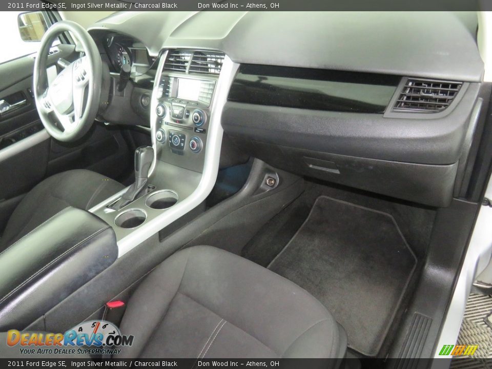 2011 Ford Edge SE Ingot Silver Metallic / Charcoal Black Photo #27
