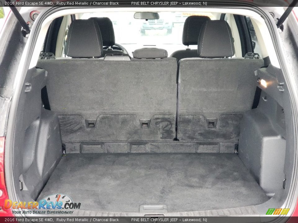 2016 Ford Escape SE 4WD Ruby Red Metallic / Charcoal Black Photo #28