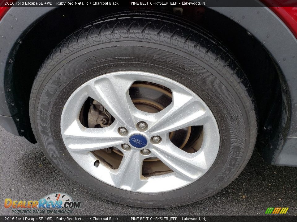 2016 Ford Escape SE 4WD Ruby Red Metallic / Charcoal Black Photo #33