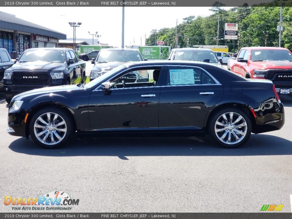 Gloss Black 2019 Chrysler 300 Limited Photo #16