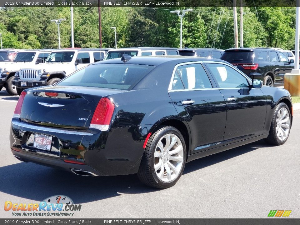 2019 Chrysler 300 Limited Gloss Black / Black Photo #19