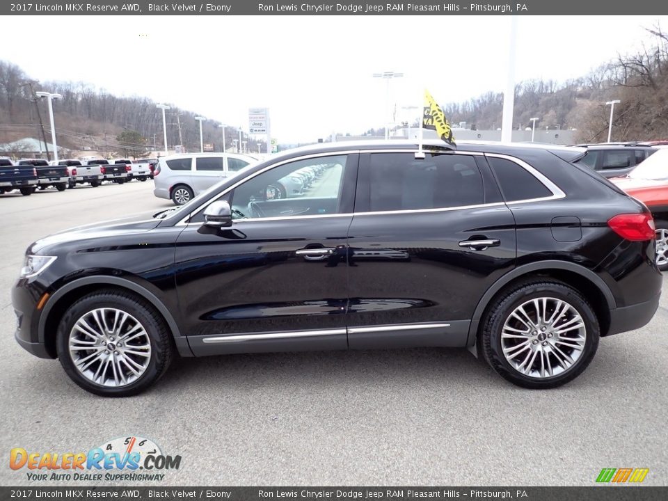 2017 Lincoln MKX Reserve AWD Black Velvet / Ebony Photo #2