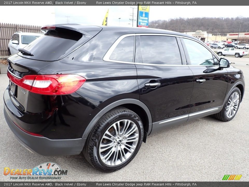 2017 Lincoln MKX Reserve AWD Black Velvet / Ebony Photo #6