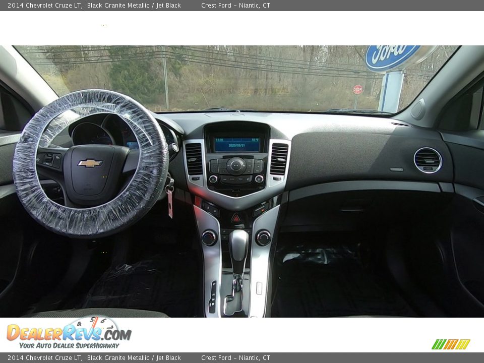 2014 Chevrolet Cruze LT Black Granite Metallic / Jet Black Photo #19